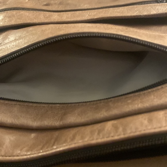 Brown woman’s purse - Picture 5 of 5
